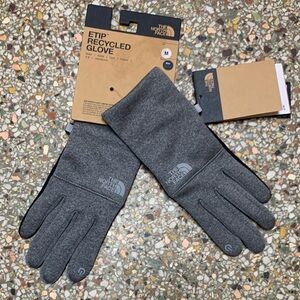 NWT The North Face Etip Recycled Charcoal Gloves
